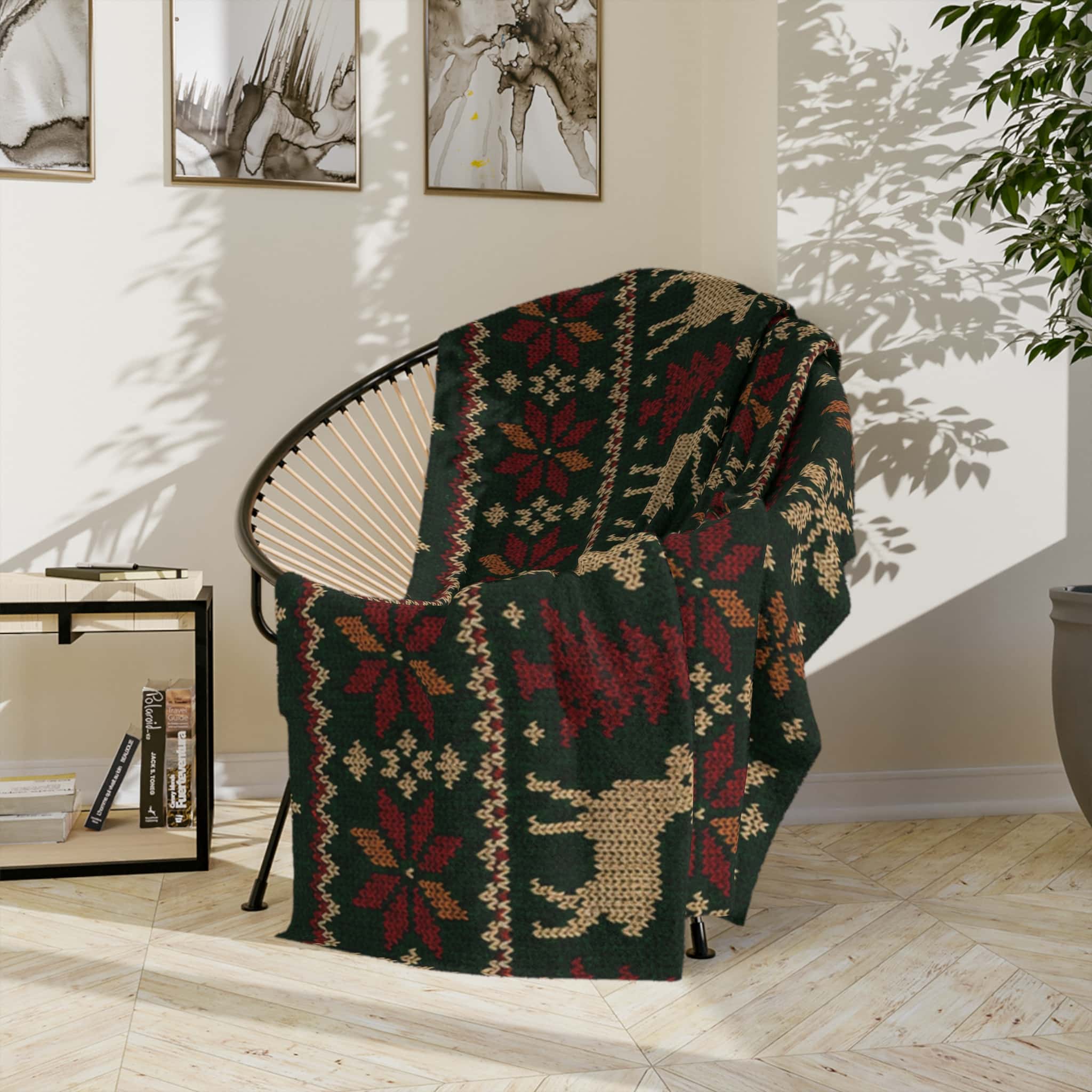 Christmas Reindeer Knit-Pattern Velveteen Blanket - Image 14