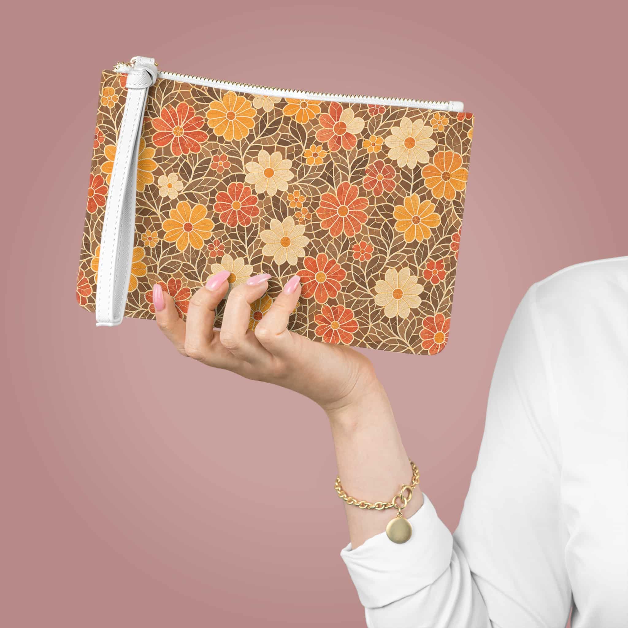 Retro Floral Clutch Bag — Autumn Daisy Wristlet - Image 5